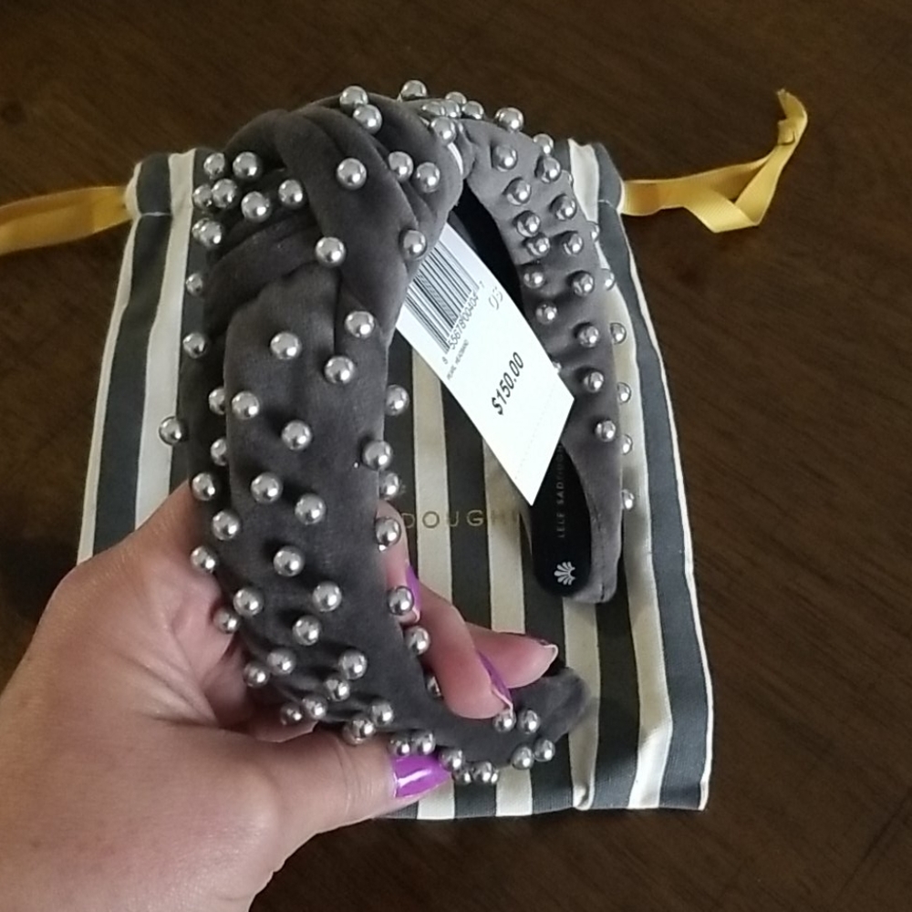 π Lele Sadoughi Graphite Pearl Velvet Headband - Picture 6 of 7